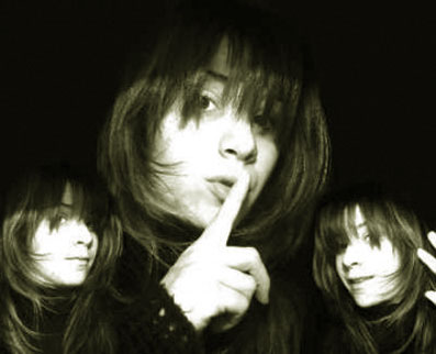 20070627174721-shh.jpg